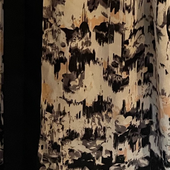 Vince Camuto Blouse - Picture 4 of 5